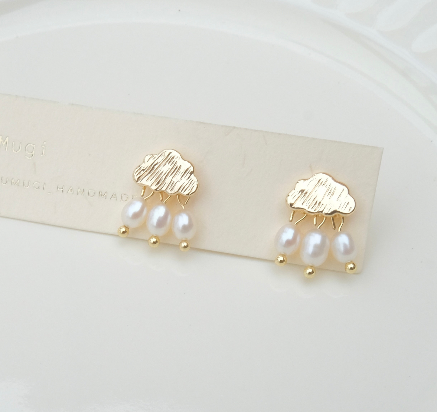 【夏セール10%off】 14kgf「雨の日」🌧️天然淡水パール ピアス・イヤリング交換可 雨の日 パール×雫 六月 夏アクセサリー 小粒天然パール