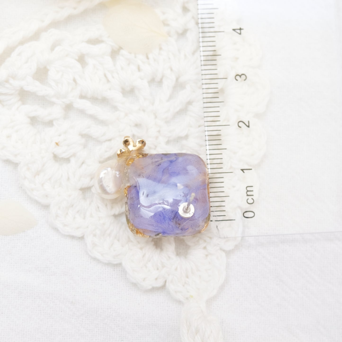 現品「レースフラワー×パール」ピアス(イヤリングにも変更可)