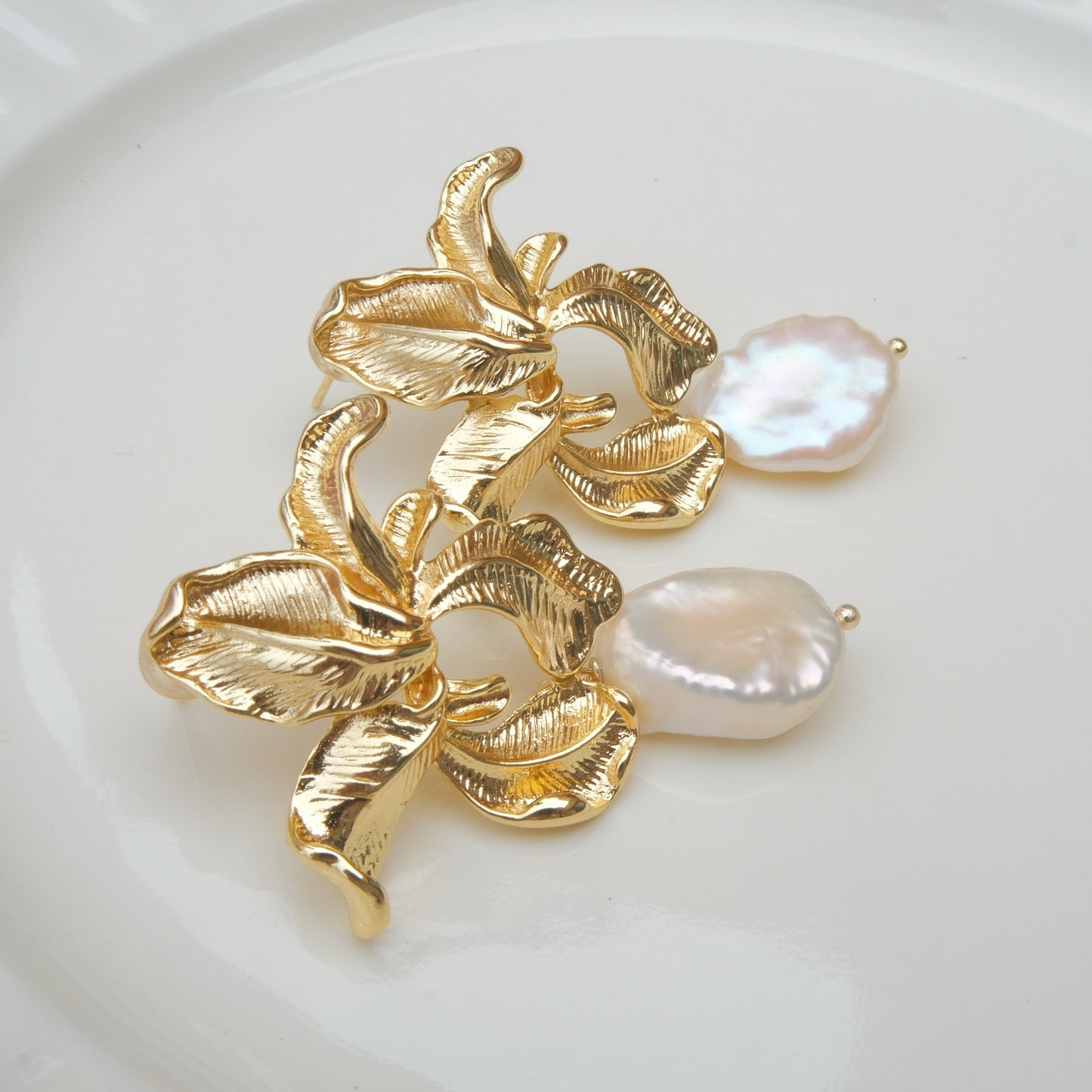 【夏セール10％off】【14kgf】「Iris×バロックパール」ピアス·イヤリング交換可 天然真珠 大ぶり ゴールド sv925製ピアスポスト