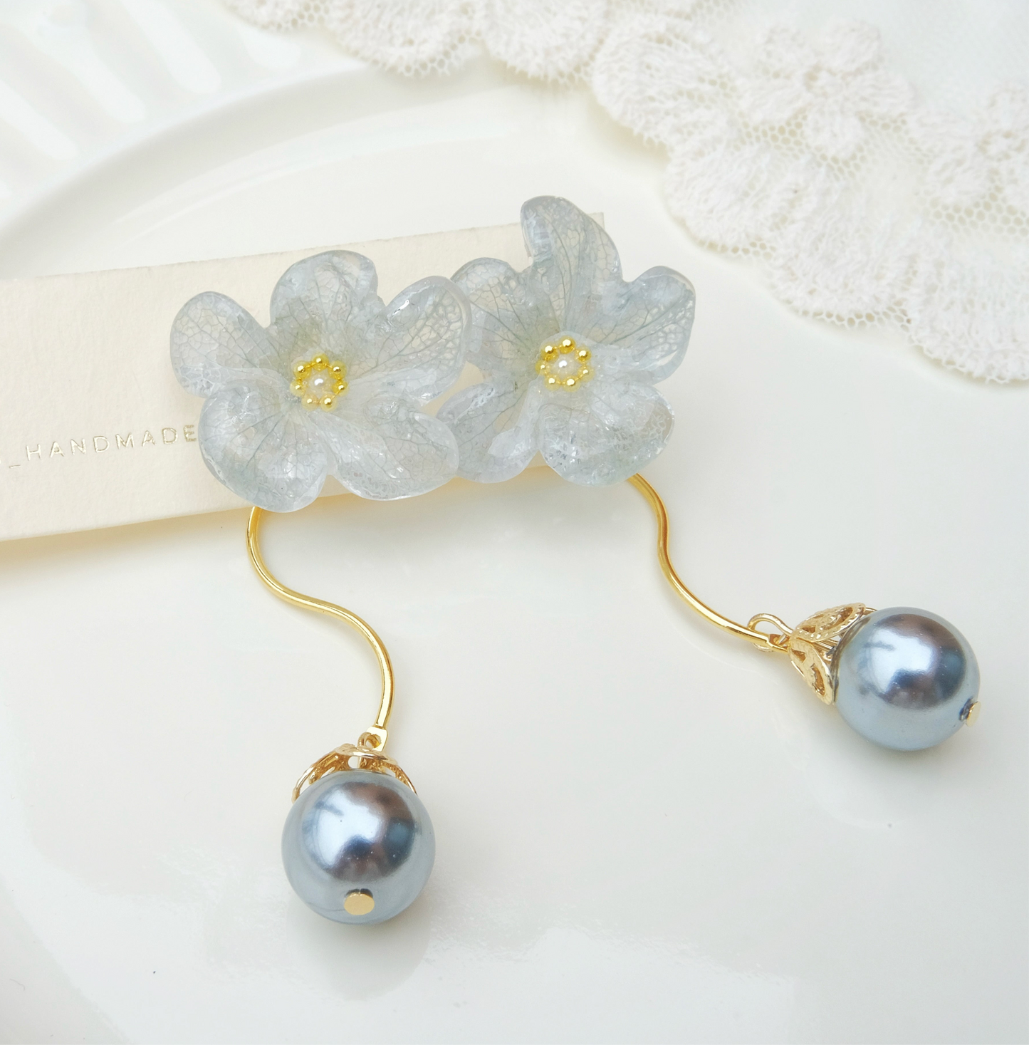 【夏セール10%off】透明感 風そよぐ紫陽花 ×しずく［2wayロングピアス・イヤリング交換可］