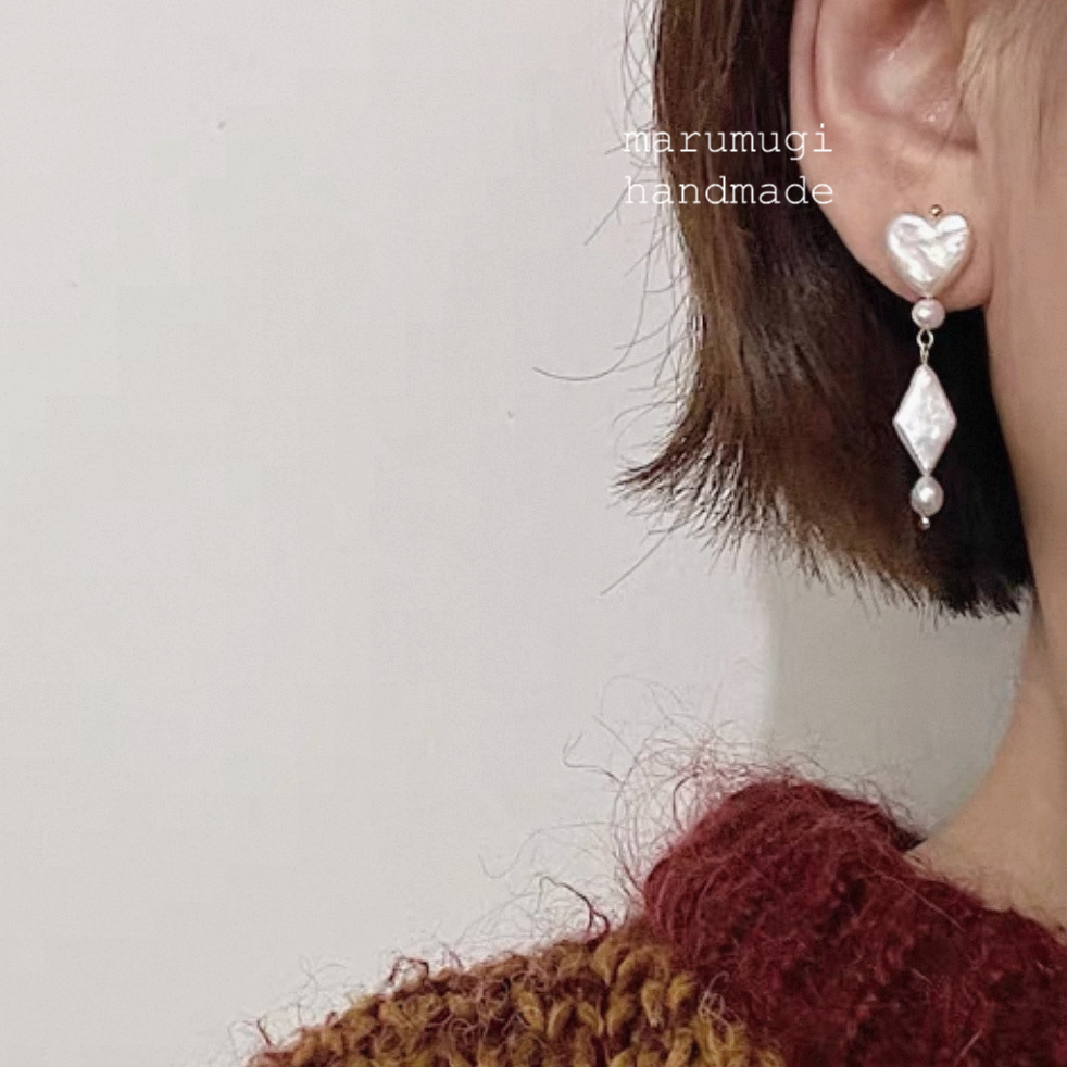 現品「🩵×🔷×⚪️」天然淡水パールピアス（イヤリングにも変更可）