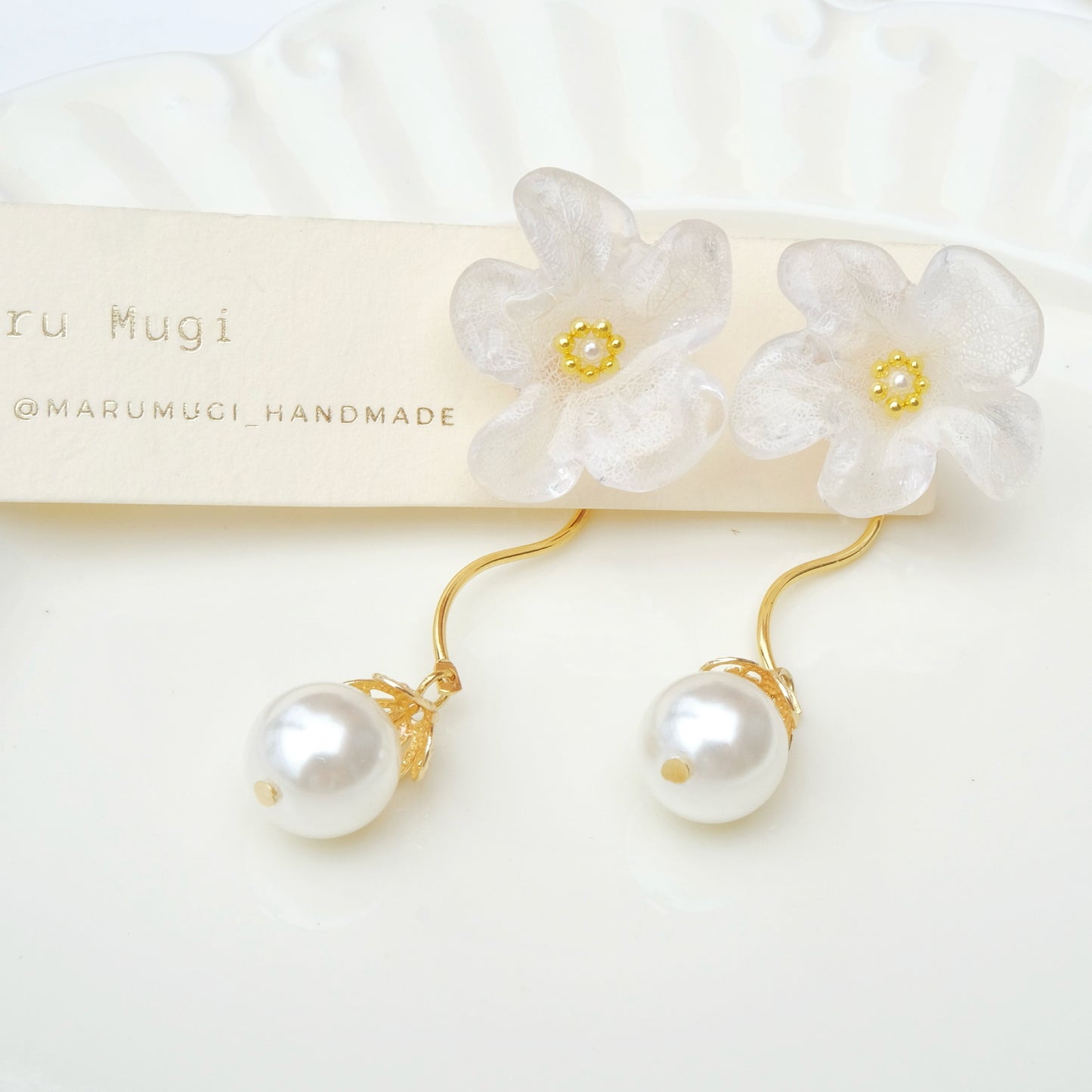 【夏セール10%off】透明感 風そよぐ紫陽花 ×しずく［2wayロングピアス・イヤリング交換可］