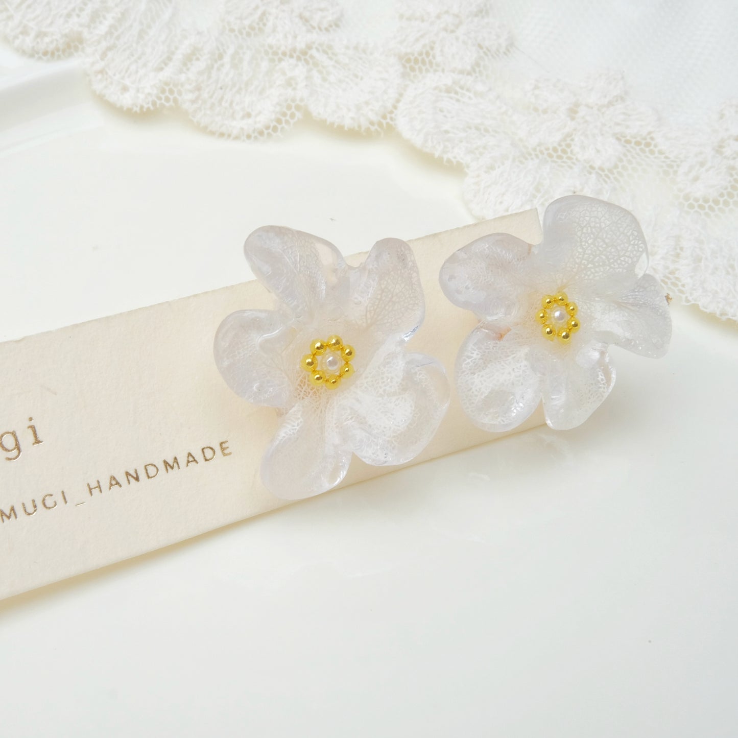 【夏セール10%off】透明感 風そよぐ紫陽花 ×しずく［2wayロングピアス・イヤリング交換可］