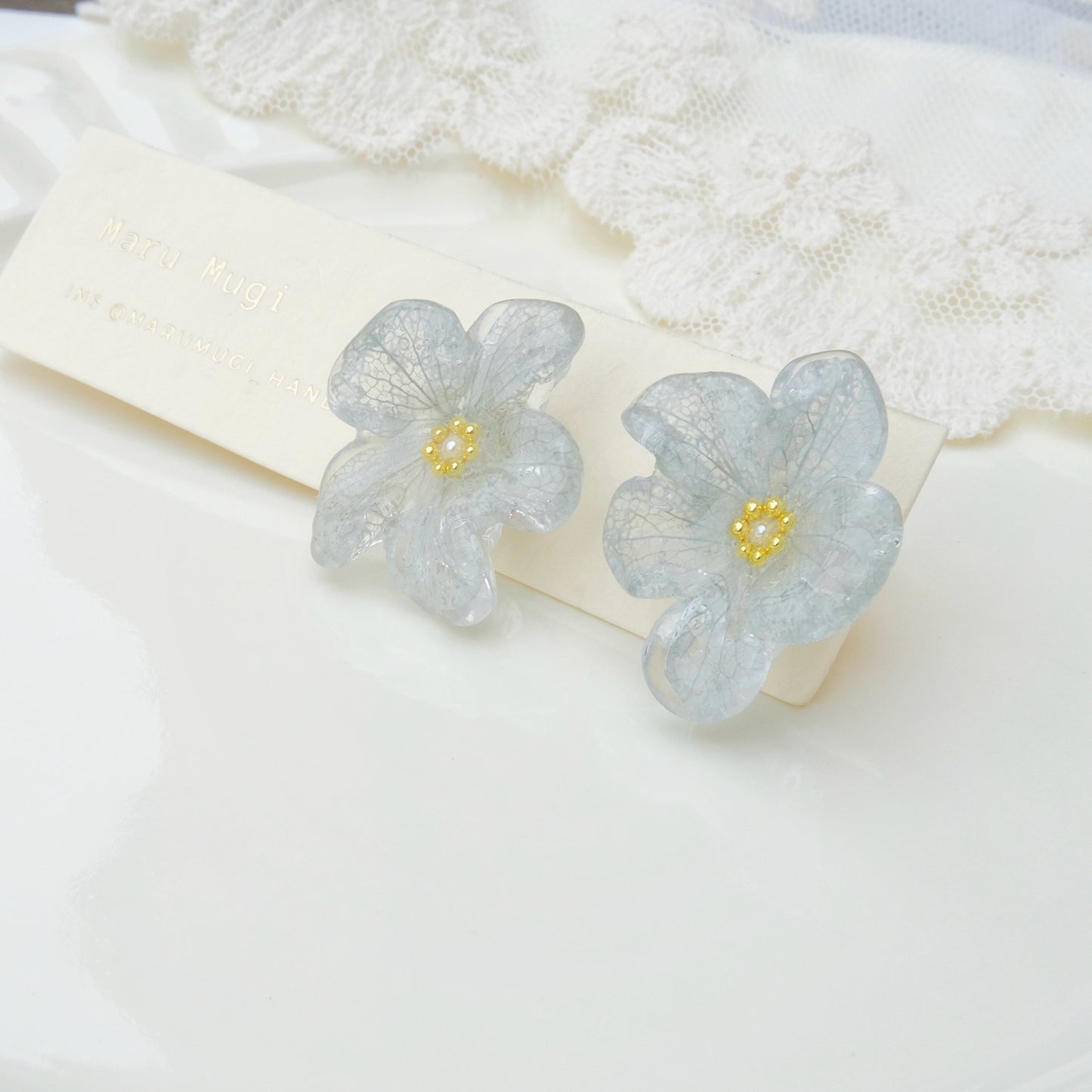 【夏セール10%off】透明感 風そよぐ紫陽花 ×しずく［2wayロングピアス・イヤリング交換可］