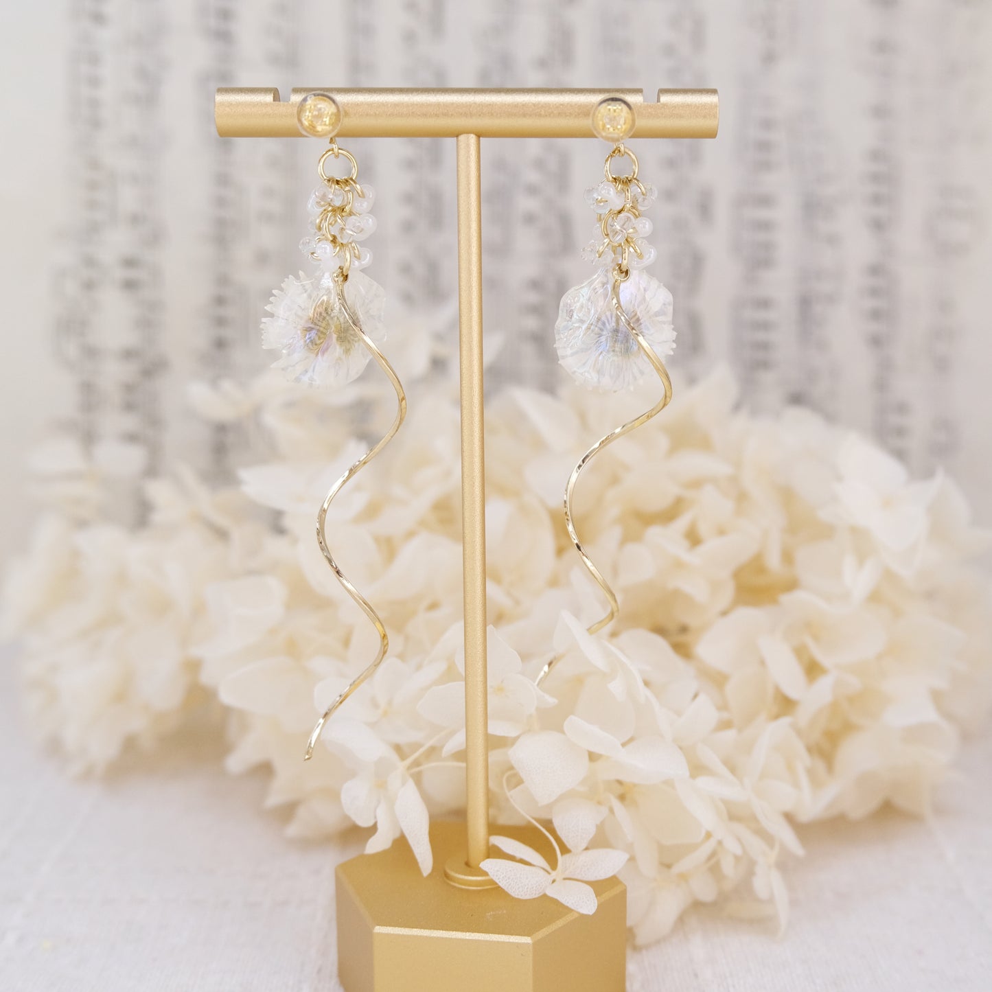 「雛菊🌼のささやき」第一弾　リング・ピアス（イヤリングにも変更可）