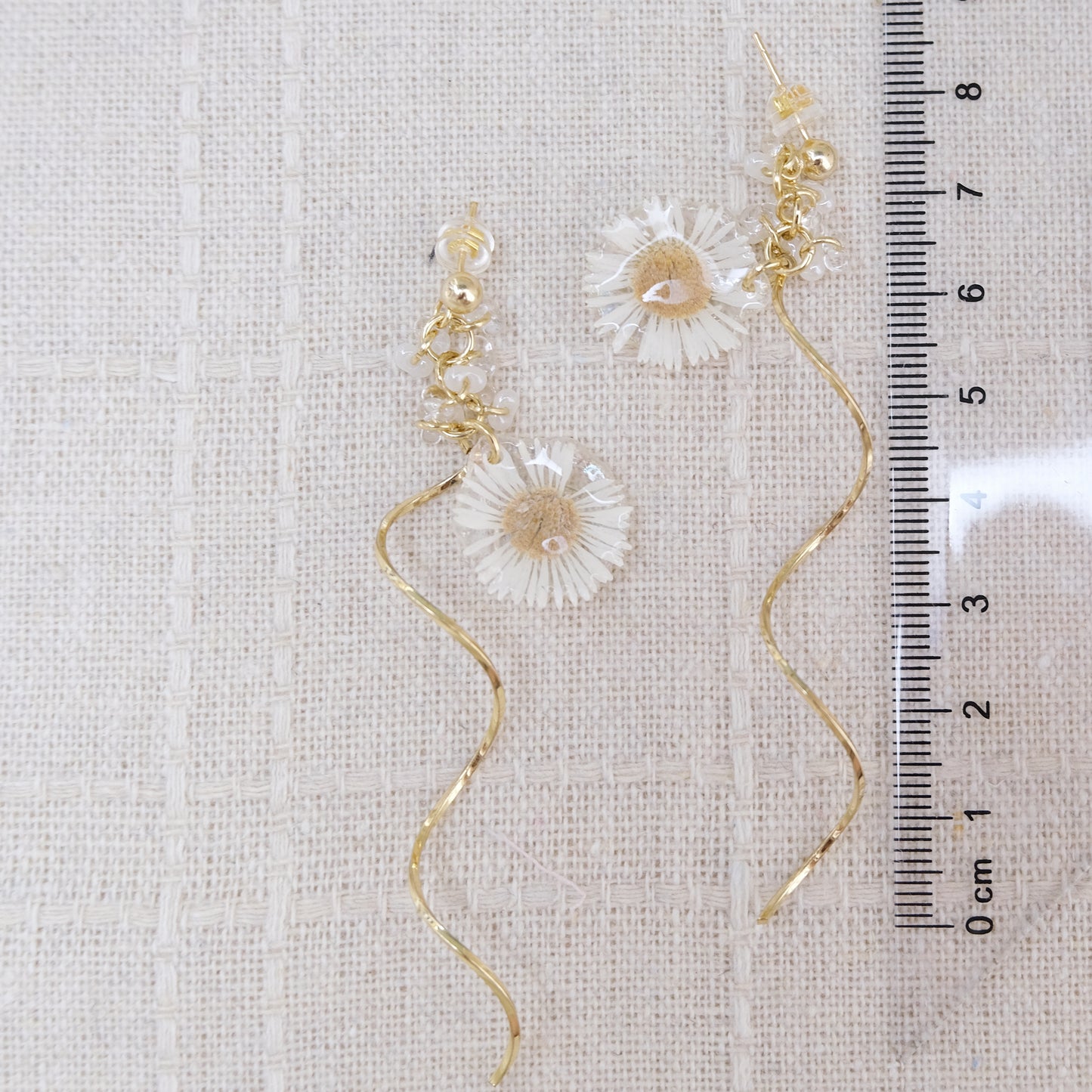 「雛菊🌼のささやき」第一弾　リング・ピアス（イヤリングにも変更可）