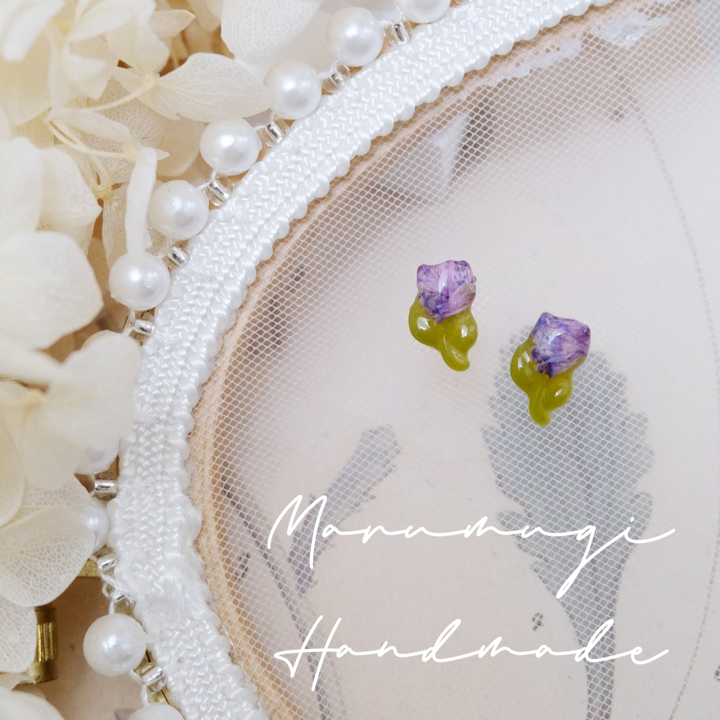 現品 ミニチューリップ🌷のピアス （イヤリングにも変更可）
