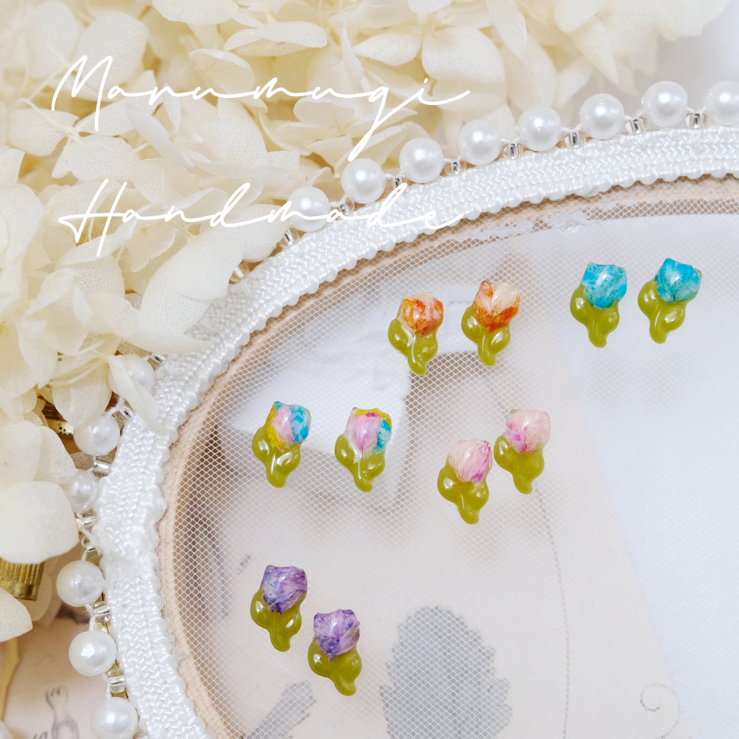 現品 ミニチューリップ🌷のピアス （イヤリングにも変更可）