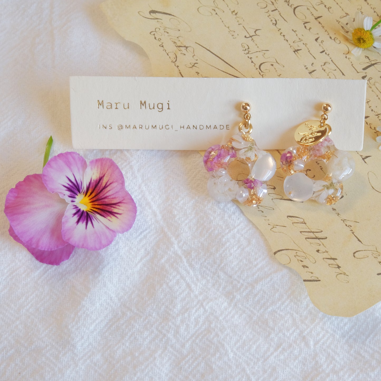 現品　パープル小花ピアス・ヘアクリップセット(イヤリングにも変更可)