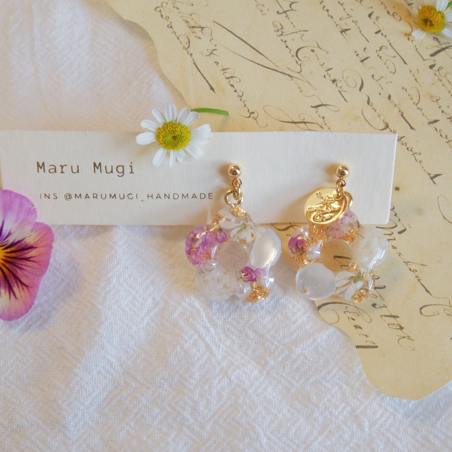 現品　パープル小花ピアス・ヘアクリップセット(イヤリングにも変更可)