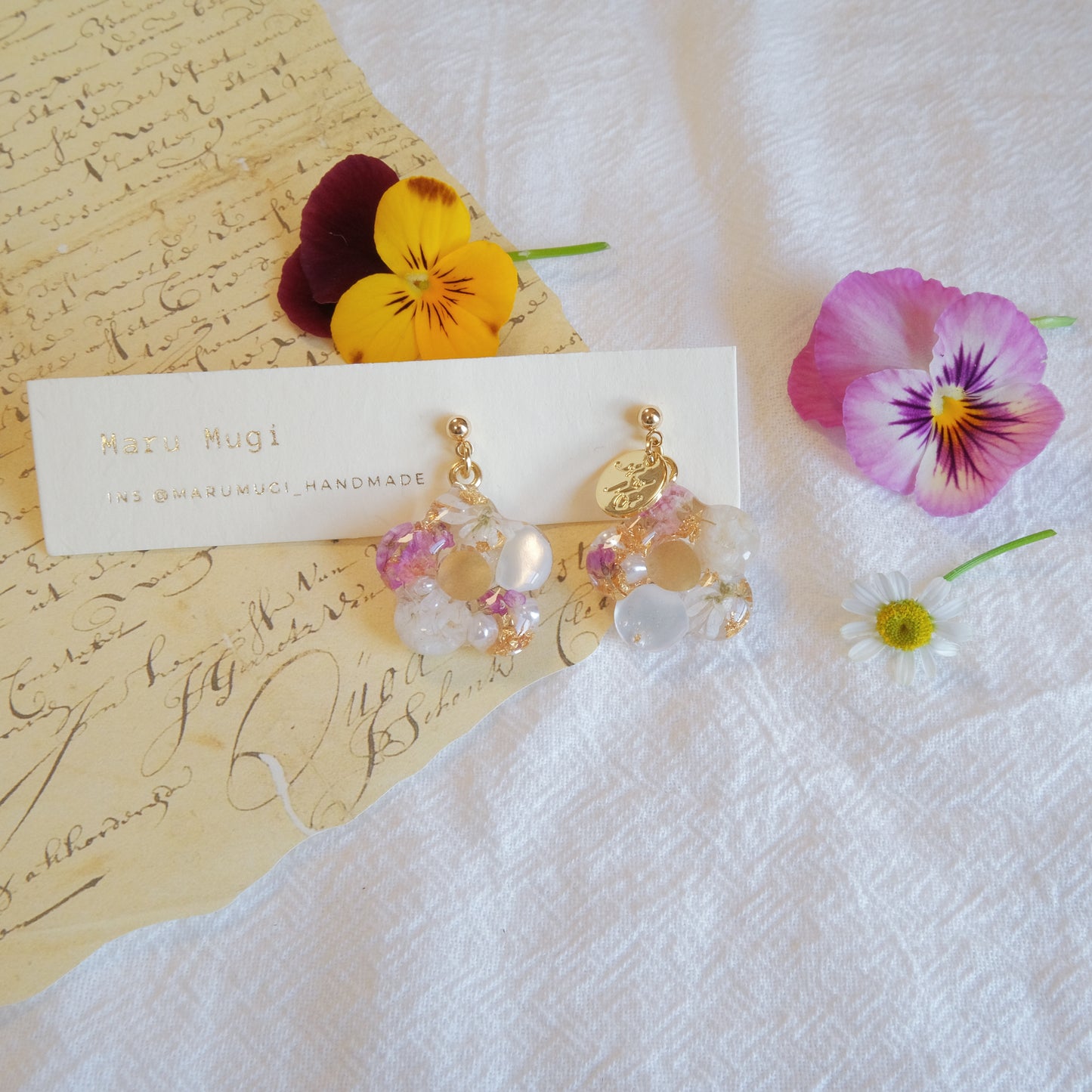 現品　パープル小花ピアス・ヘアクリップセット(イヤリングにも変更可)