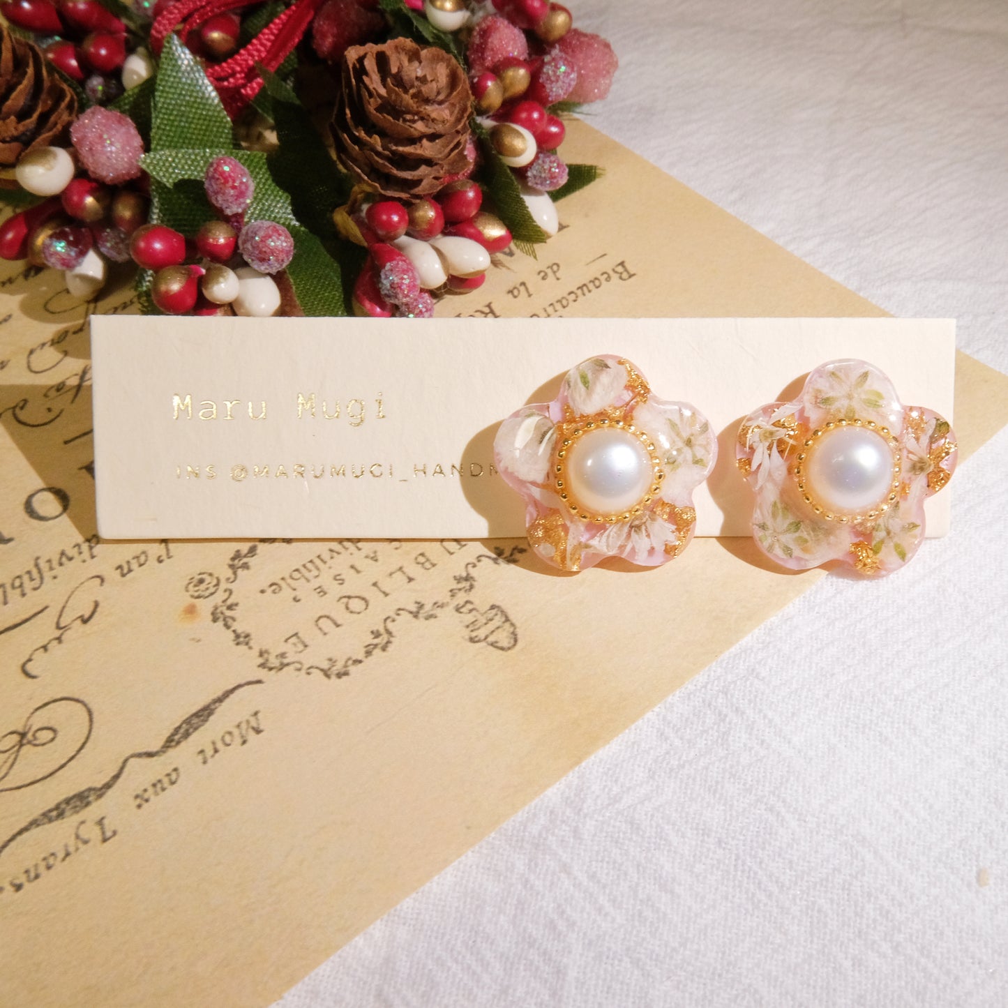 現品小花×パールピアス(イヤリング変更可)　小花×金箔フープピアス