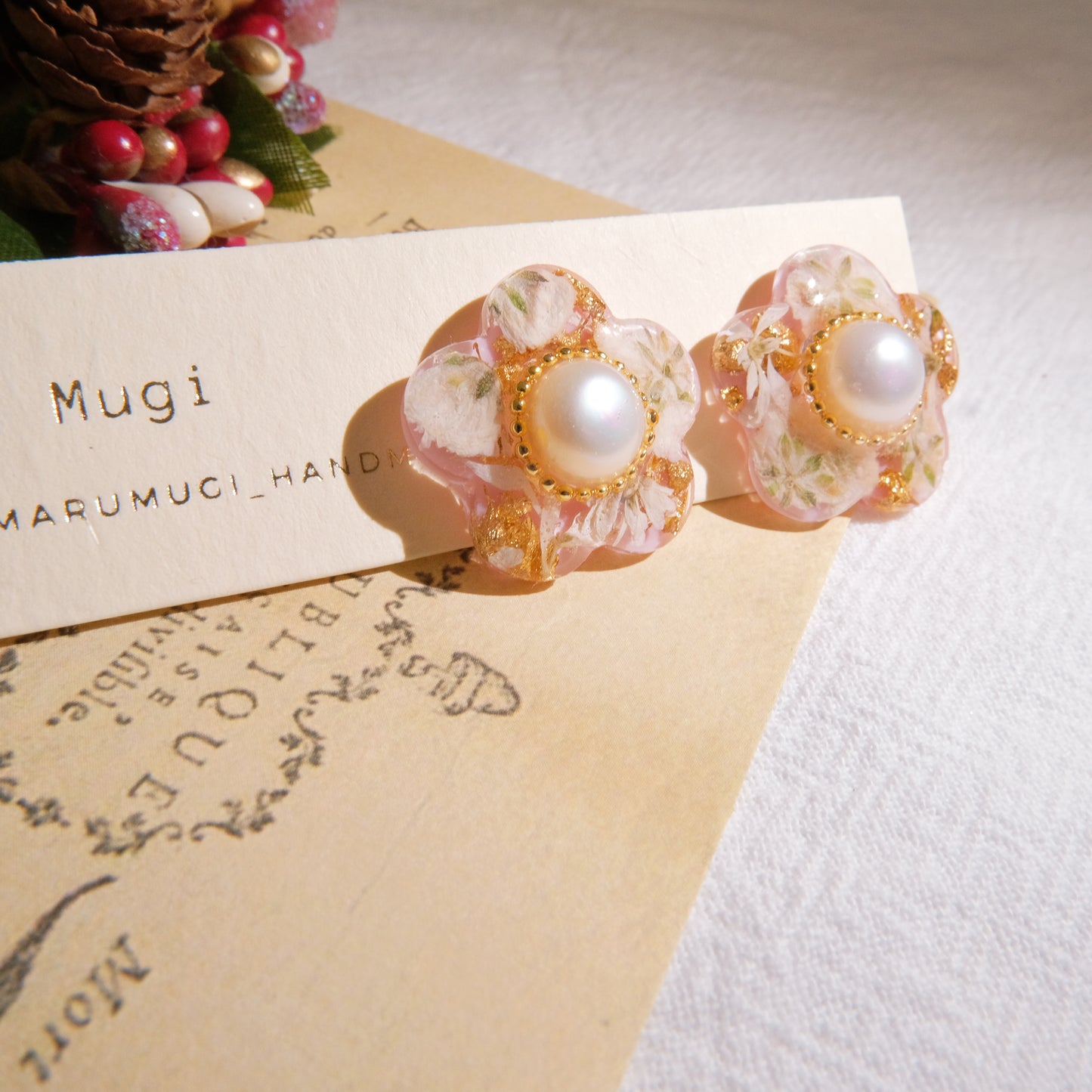 現品小花×パールピアス(イヤリング変更可)　小花×金箔フープピアス
