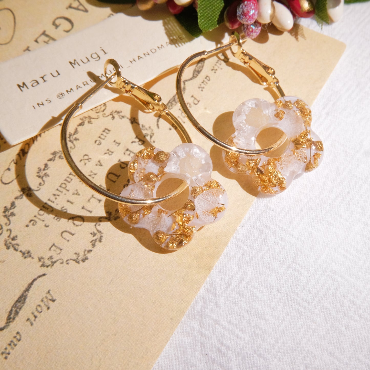現品小花×パールピアス(イヤリング変更可)　小花×金箔フープピアス