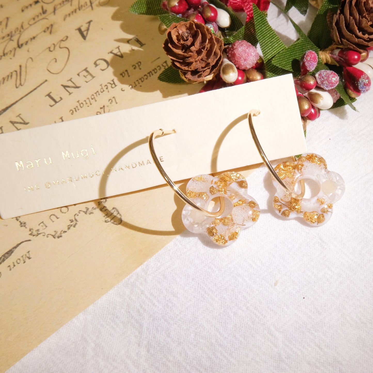 現品小花×パールピアス(イヤリング変更可)　小花×金箔フープピアス